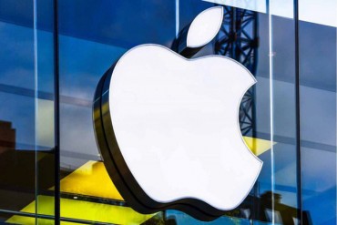 Apple Apple